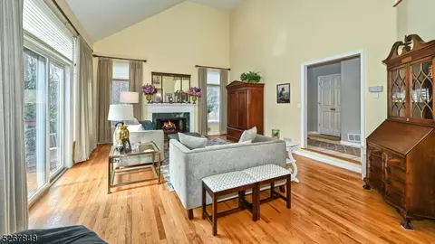 50 Gates Pl, Wayne, NJ 07470 photo 13