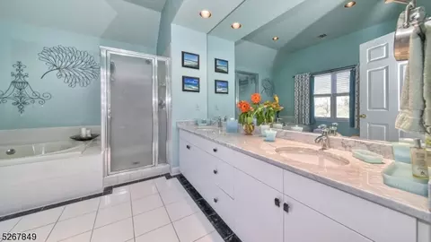 50 Gates Pl, Wayne, NJ 07470 photo 22