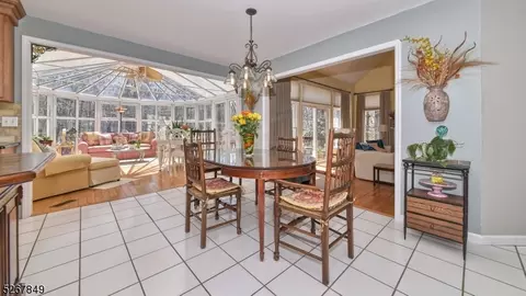 50 Gates Pl, Wayne, NJ 07470 photo 9