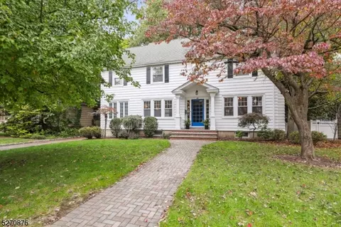 10 Vera Pl, Montclair, NJ 07042