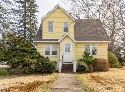 42 Park Ter, East Hanover, NJ 07936
