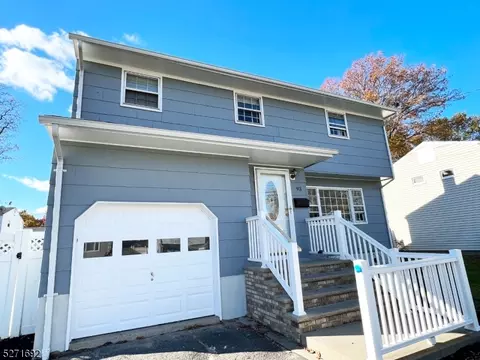93 Roosevelt Ave, Woodbridge Twp, NJ 07067