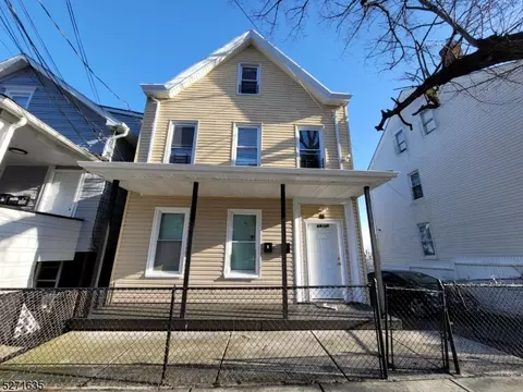 88 4th, Paterson, NJ 07522