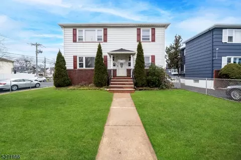 2500 Chilton Pl, Union, NJ 07083