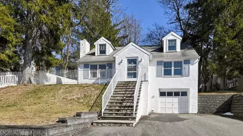 185 Beech Ter, Wayne, NJ 07470