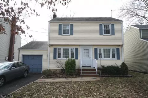 562 W Lake Ave, Rahway, NJ 07065