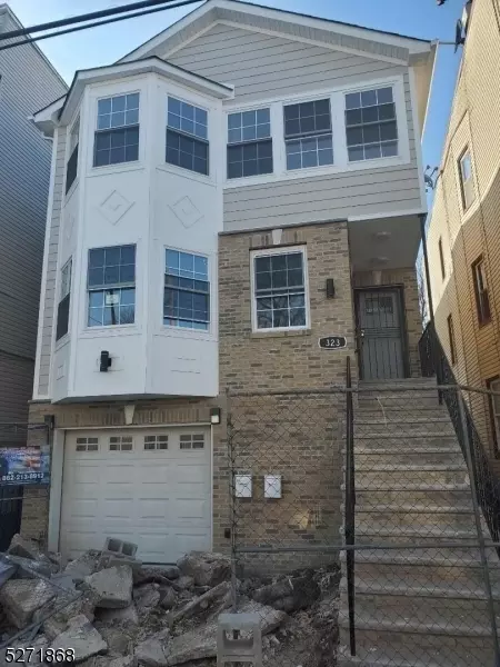 323 S 19th St, Newark, NJ 07103