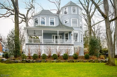 60 Mountain Ave, Summit, NJ 07901
