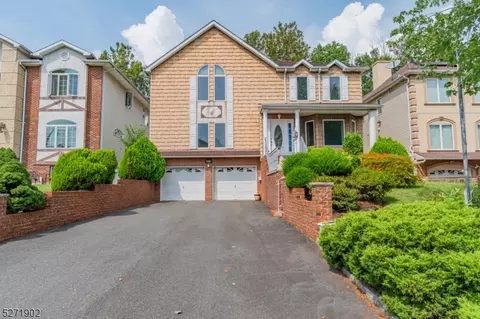 236 Washington Ave, Kenilworth, NJ 07033