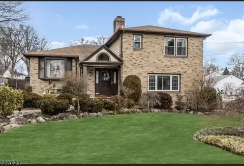 31 Dayton Rd, Summit, NJ 07901