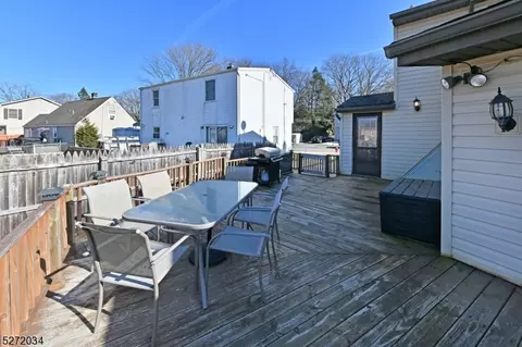 13 5th Ave, Wanaque Boro, NJ 07420 photo 5