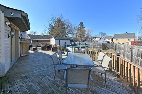 13 5th Ave, Wanaque Boro, NJ 07420 photo 3