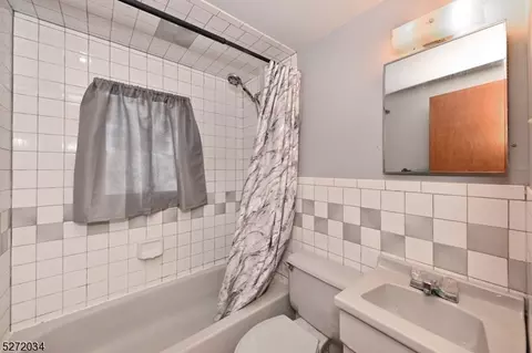13 5th Ave, Wanaque Boro, NJ 07420 photo 25