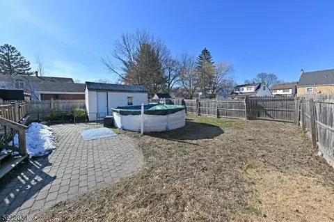 13 5th Ave, Wanaque Boro, NJ 07420 photo 6