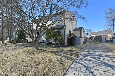 13 5th Ave, Wanaque Boro, NJ 07420 photo 2