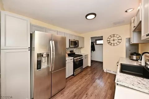 13 5th Ave, Wanaque Boro, NJ 07420 photo 11