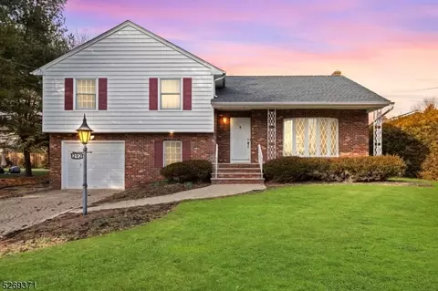 292 Washington St, Berkeley Heights, NJ 07922