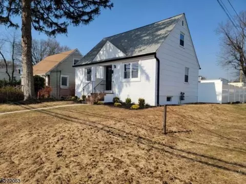39 Myrtle St, Cranford, NJ 07016