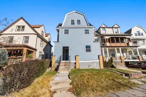 620 Springdale Ave, East Orange, NJ 07017