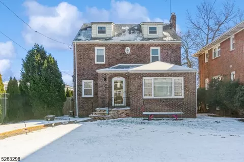 222 Elm St, Linden, NJ 07036