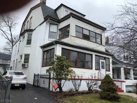 15 Arsdale Ter, East Orange, NJ 07018