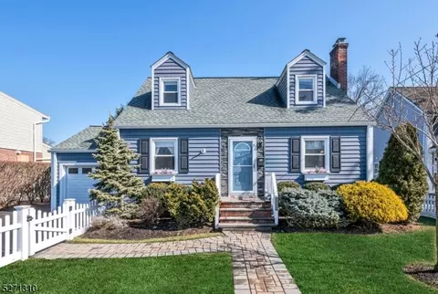 971 River Rd, New Milford, NJ 07646