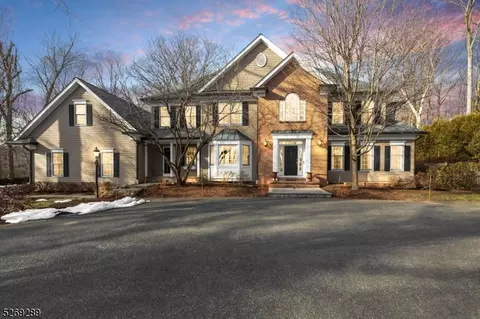 16 Elk Ridge Rd, Califon, NJ 07830