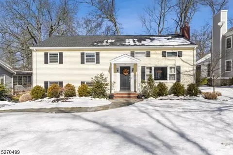 42 Hartley Rd, Summit, NJ 07901
