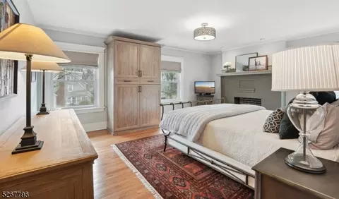95 Haddon Pl, Montclair, NJ 07043 photo 18