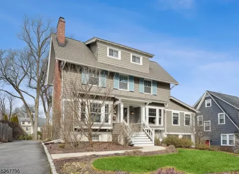 95 Haddon Pl, Montclair, NJ 07043