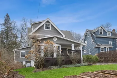 95 Haddon Pl, Montclair, NJ 07043 photo 27