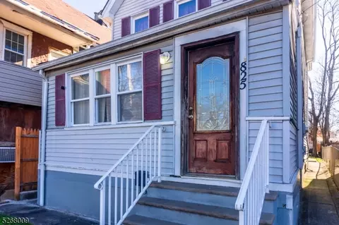 825 S 2nd St, Plainfield, NJ 07063 photo 2