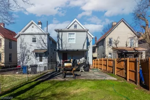 825 S 2nd St, Plainfield, NJ 07063 photo 16