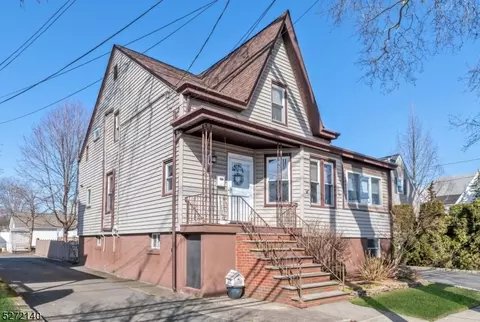 97 Rea Ave, Hawthorne, NJ 07506
