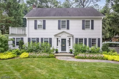 22 Hawthorne Rd, Millburn Twp, NJ 07078