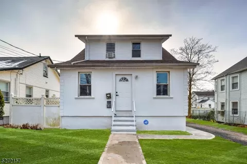 16 Dod Pl, Hillside, NJ 07205