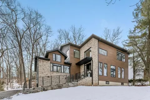 277 E Cedar St, Livingston, NJ 07039