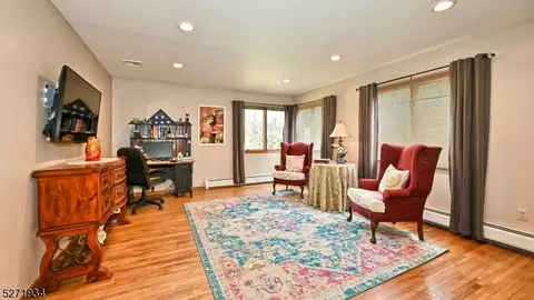 15 Woods End Ct, Wayne, NJ 07470 photo 16