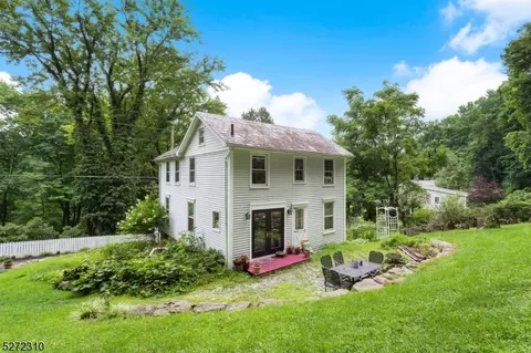 107 Mine Rd, High Bridge, NJ 08829