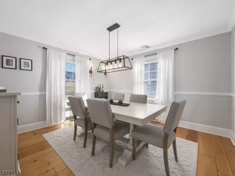 11 Summit Dr, Wayne, NJ 07470 photo 7