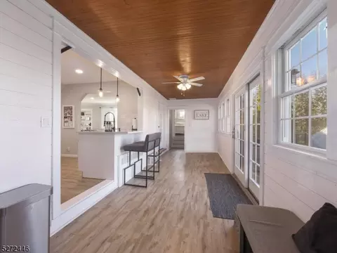 11 Summit Dr, Wayne, NJ 07470 photo 12