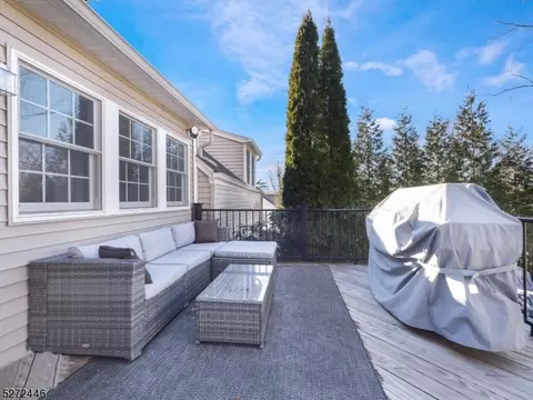11 Summit Dr, Wayne, NJ 07470 photo 15