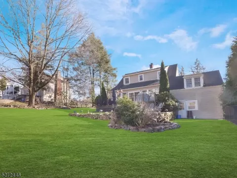 11 Summit Dr, Wayne, NJ 07470 photo 28