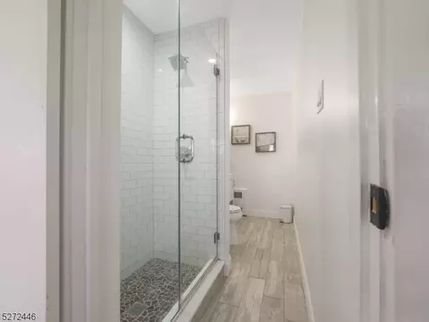 11 Summit Dr, Wayne, NJ 07470 photo 18