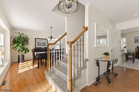 4 Pacesetter Dr, Hampton, NJ 08827 photo 7