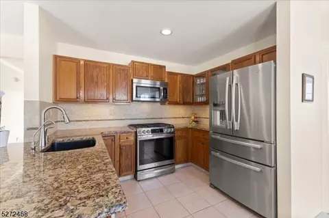 4 Pacesetter Dr, Hampton, NJ 08827 photo 15