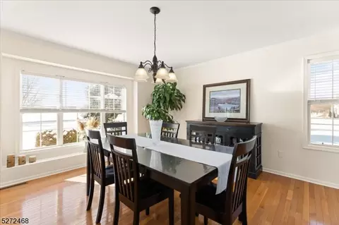 4 Pacesetter Dr, Hampton, NJ 08827 photo 8