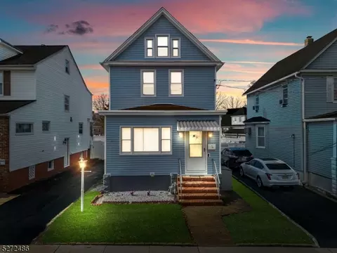 118 Dalton St, Roselle Park, NJ 07204
