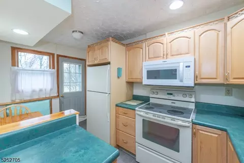 904 E Prospect St, Hackettstown, NJ 07840 photo 20