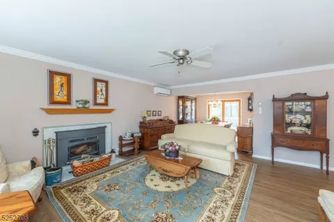 904 E Prospect St, Hackettstown, NJ 07840 photo 5